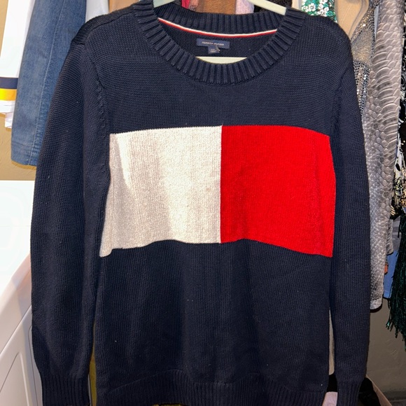 Tommy Hildiger Navy Logo Heritage Sweater - Picture 6 of 10